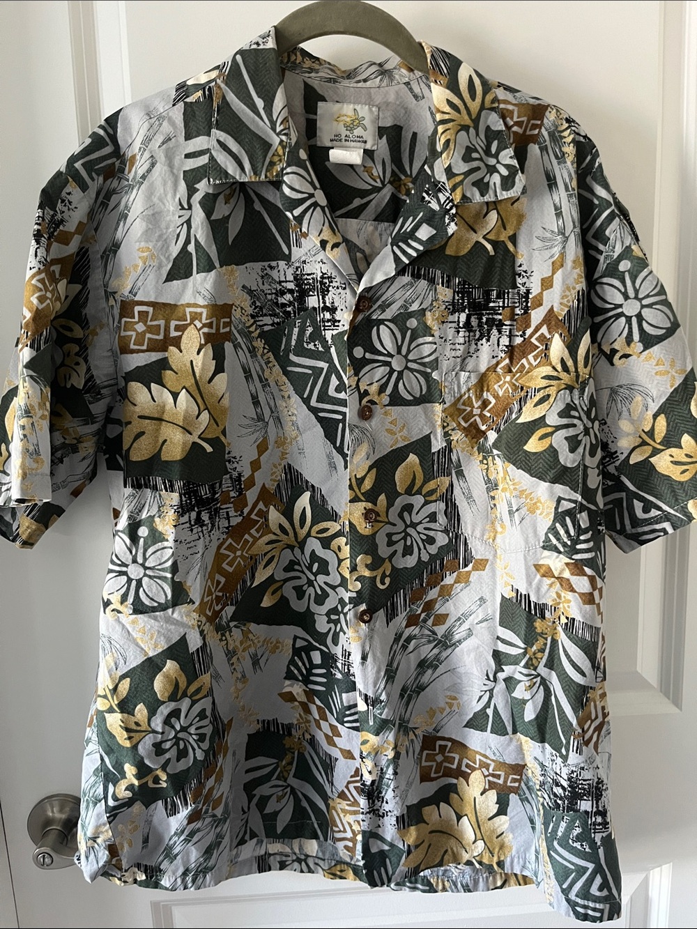 Ho ALOHA VTG Authentic Hawaiian Camp Shirt Cotton Mad in Hawaii Coconut Buttons